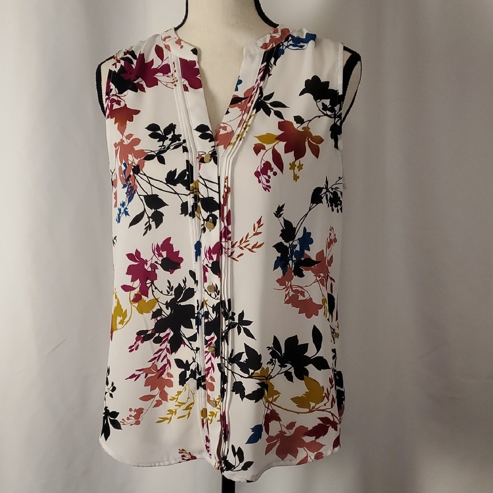 Apt. 9 Red and Black Sleeveless Mandarin Collar Blouse